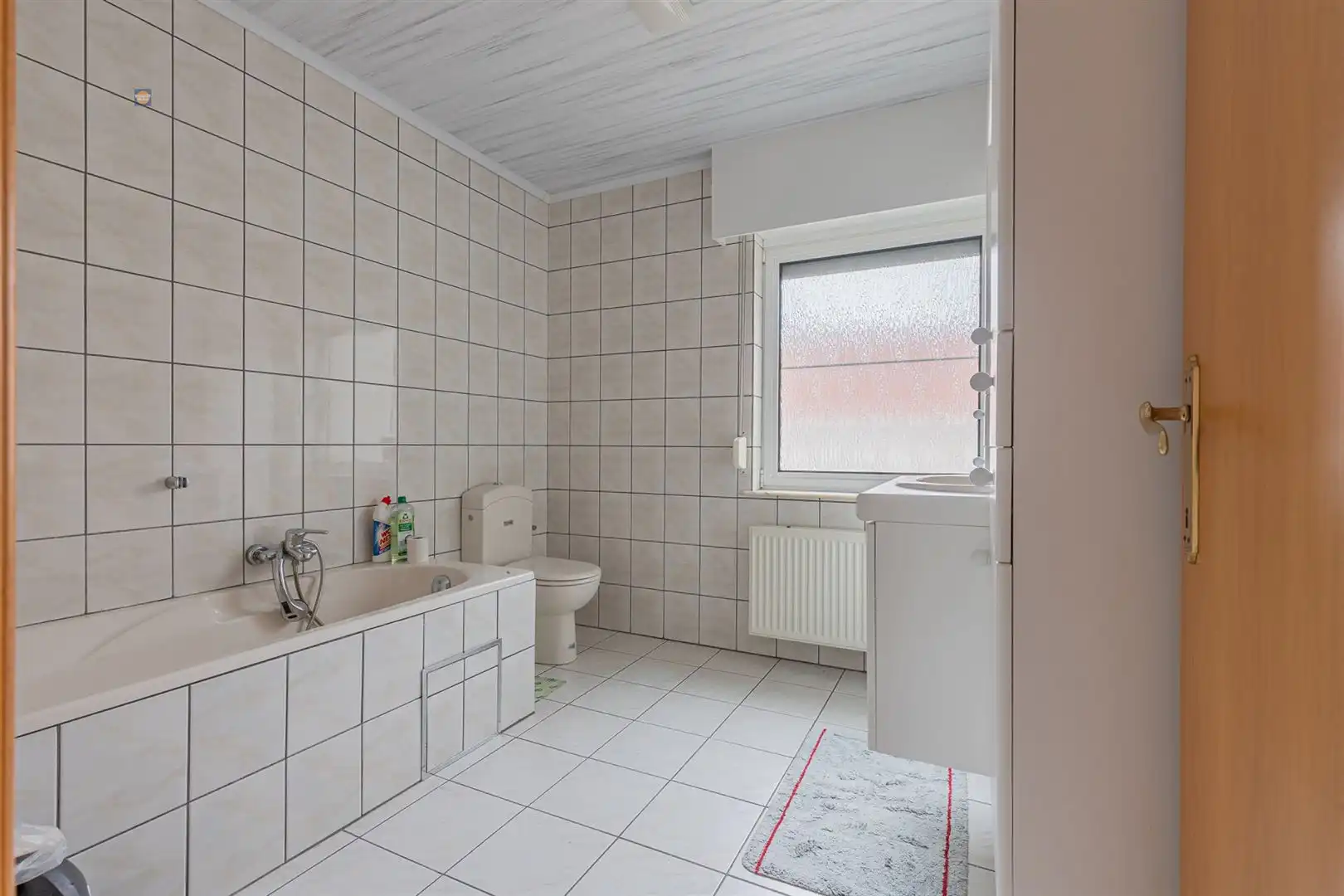 Gezellige woning met tuin, 2 slaapkamers en ruime zolder foto 14