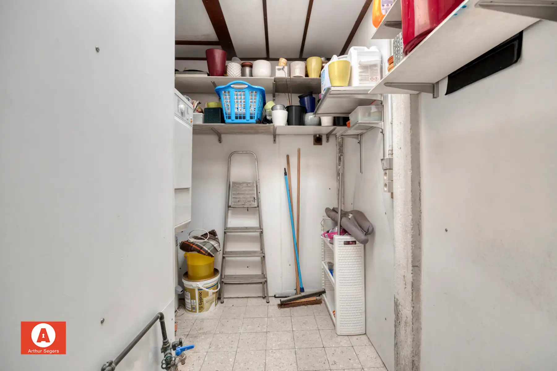 Te renoveren woning nabij centrum Buggenhout foto 14