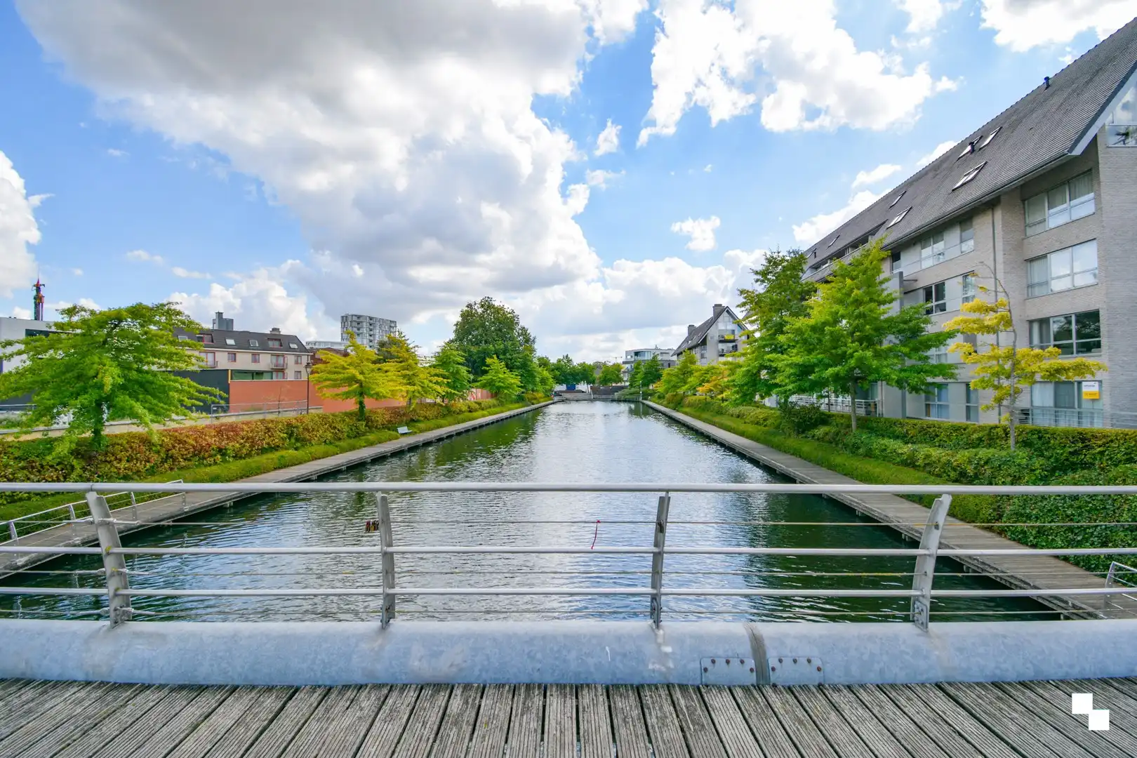UItzonderlijk ruim appartement aan het water te Roeselare! foto 35