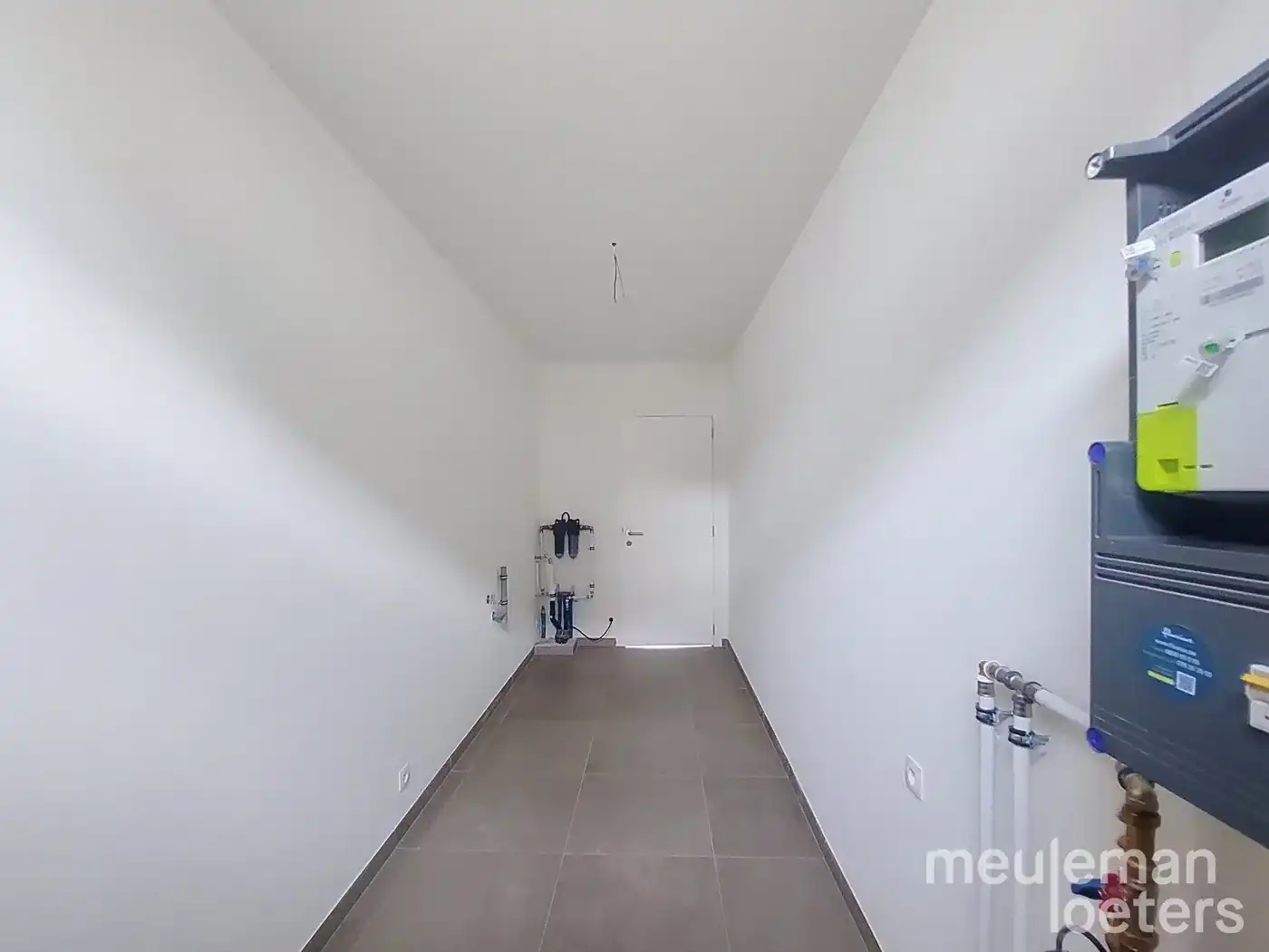 Nieuwbouwwoning met 4 slaapkamers foto 9