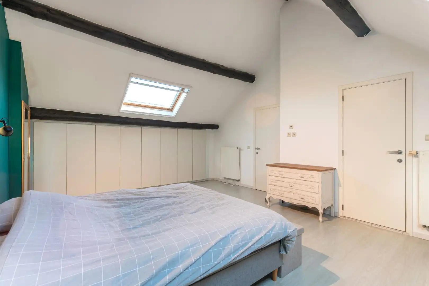 Instapklare gezinswoning met 3 slpk en ruime tuin foto 18