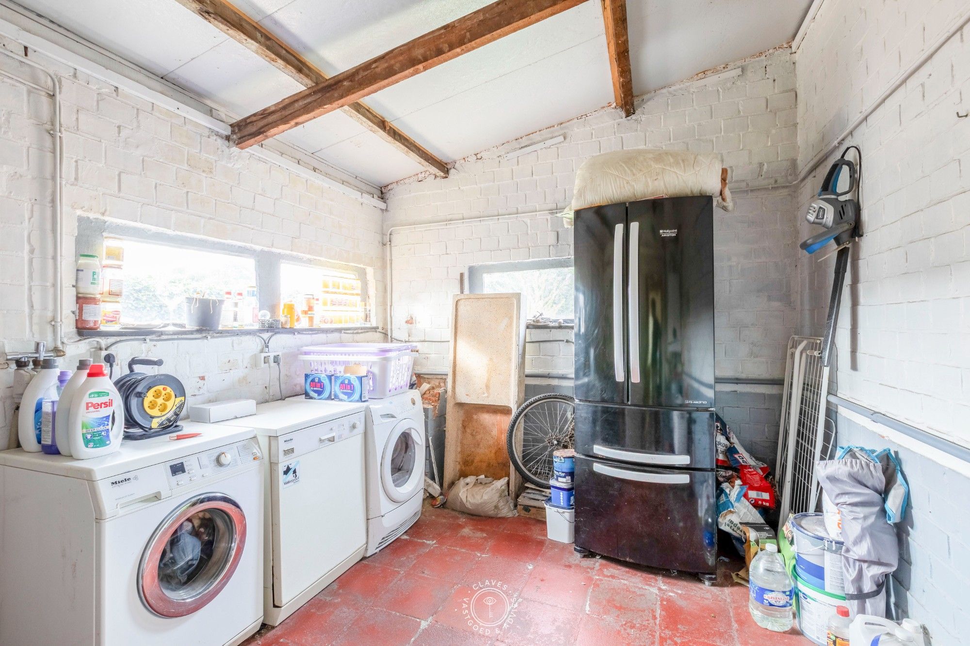 Ruime gezinswoning met fijne tuin en mogelijkheid tot vijf slaapkamers foto 13