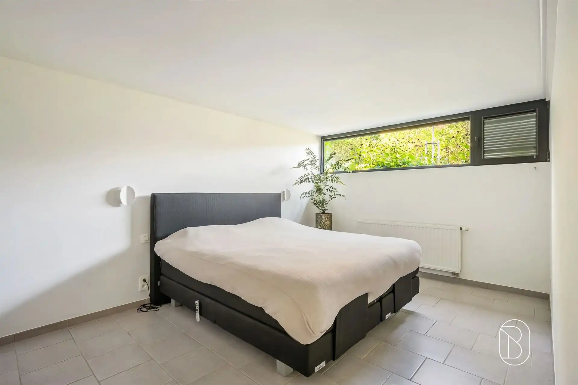 Rustig gelegen villa met 4 slpk en prachtig aangelegde tuin foto 21