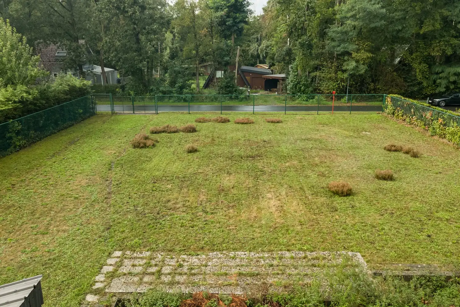 Ruim bouwperceel in het groen foto 6