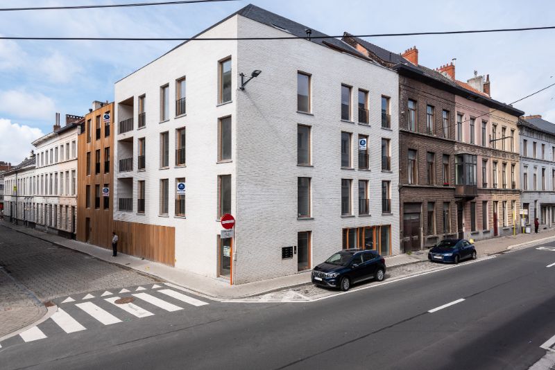Stijlvol luxe-appartement met terras in hartje Gent – tussen de Reep en Sint-Annaplein foto 2