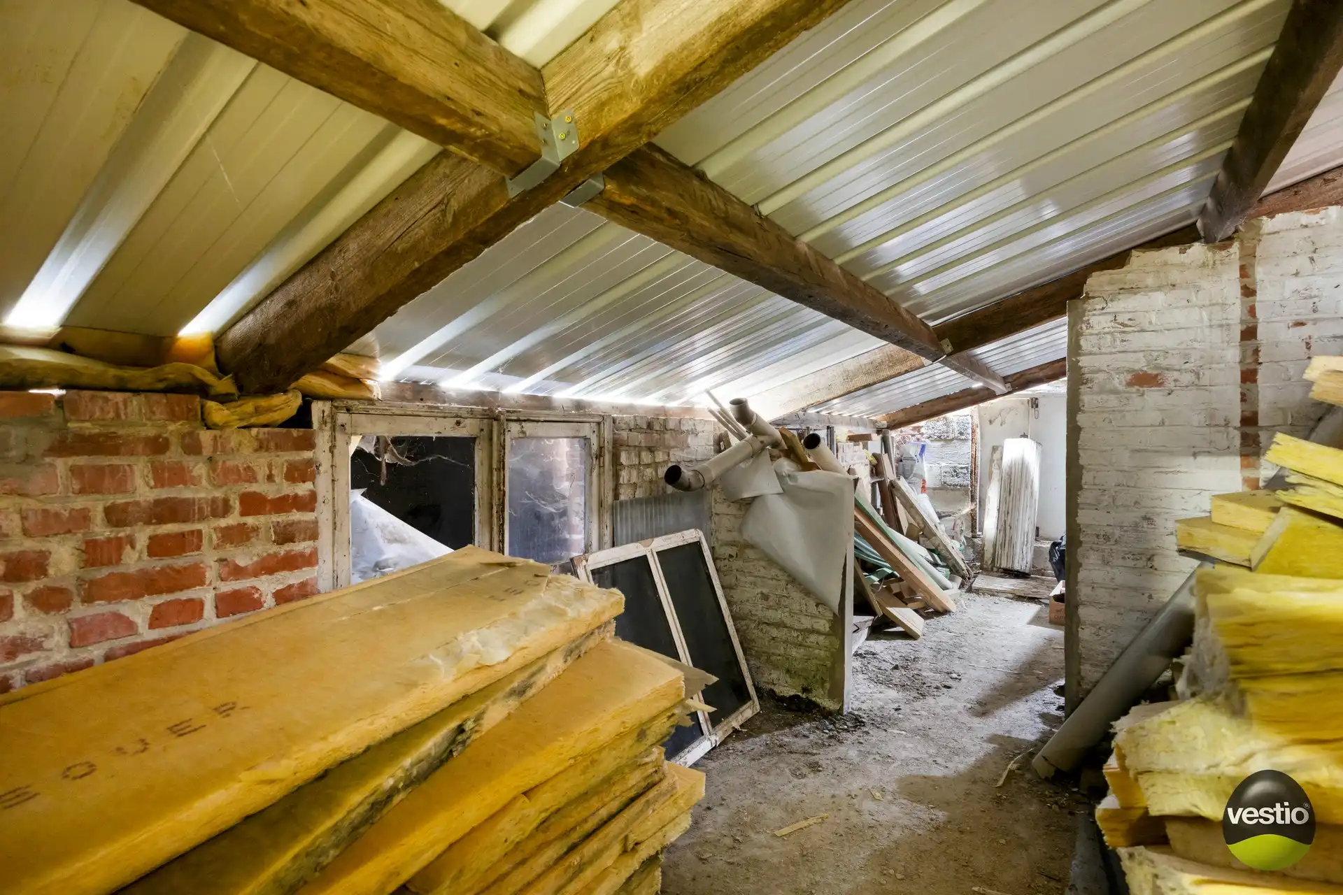 Te renoveren woning met bijgebouwen in het rustige centrum van Bevingen (Sint-Truiden) foto 30