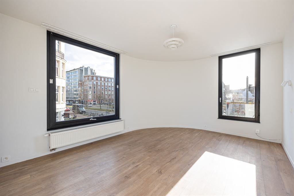 Instapklaar appartement op centrale locatie foto 7