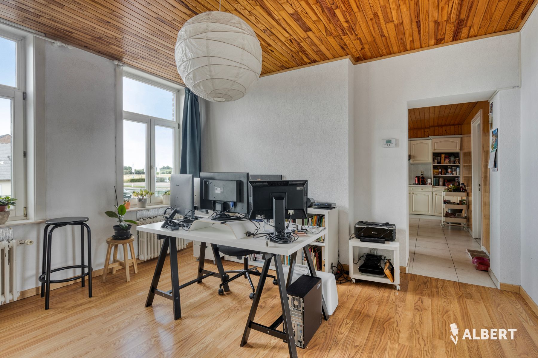 Opgrefriste opbrengsteigendom met 2 appartemente in Roosdaal foto 11