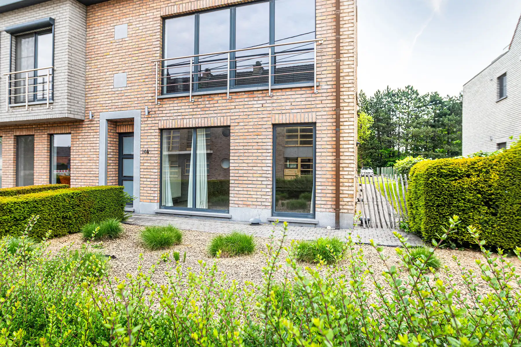 Instapklaar gelijkvloers appartement met privatieve tuin foto 26