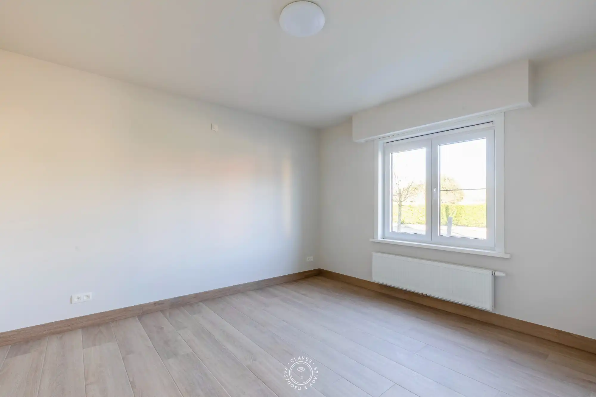 Ruim gelijkvloers appartement van 134 m² met tuin en garagebox foto 9