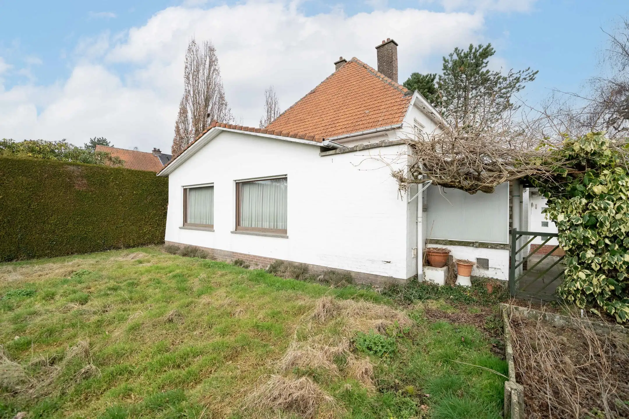 Woning op een ruim hoekperceel van 7a25ca in rustige woonwijk te Sint-Katelijne-Waver foto 5