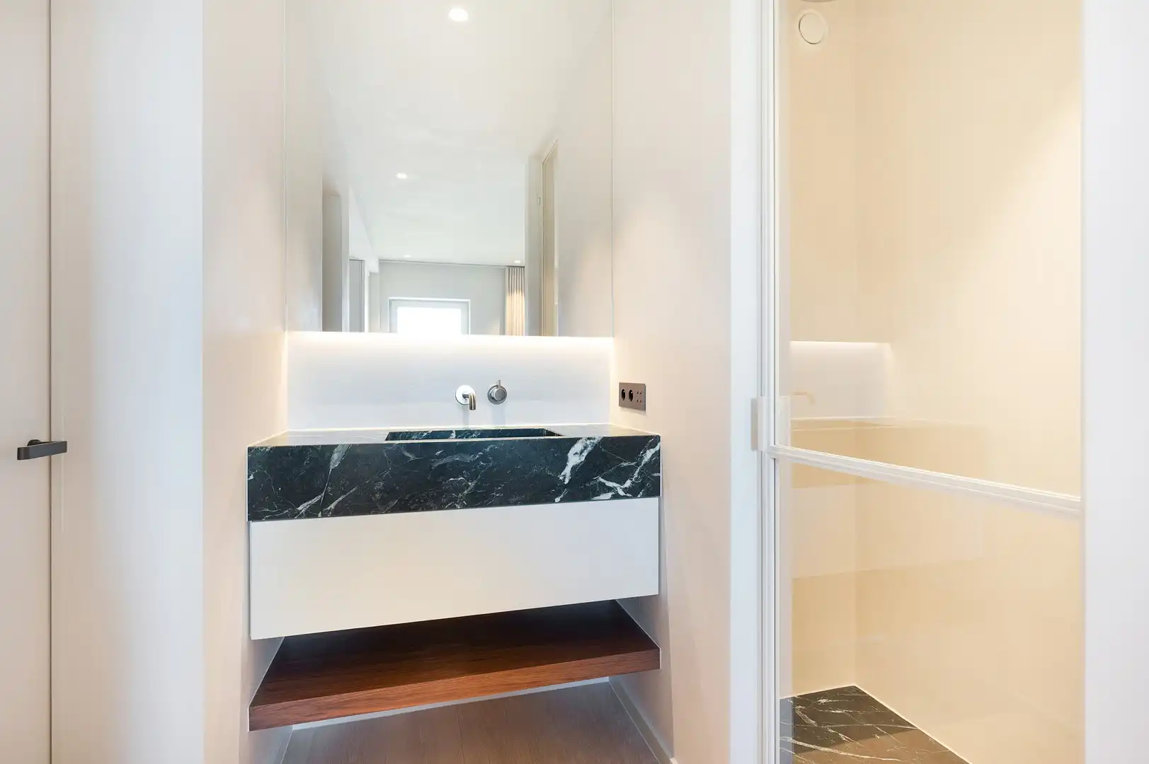 Prachtig appartement in het Zoute op enkele stappen van de zee en de wandeldijk. foto 19