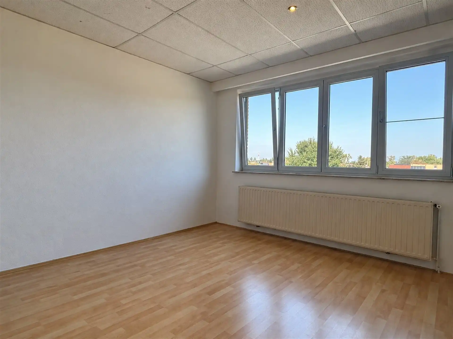 Lichtrijk 3 slaapkamer appartement in Ekeren!  foto 6