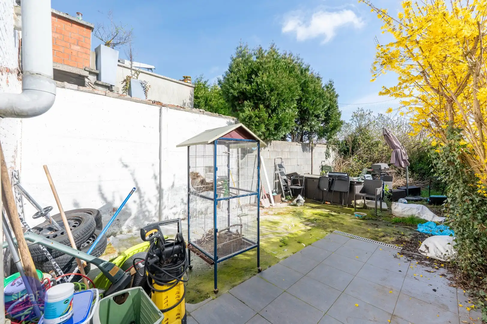 Te renoveren woning met 4 slaapkamers foto 6