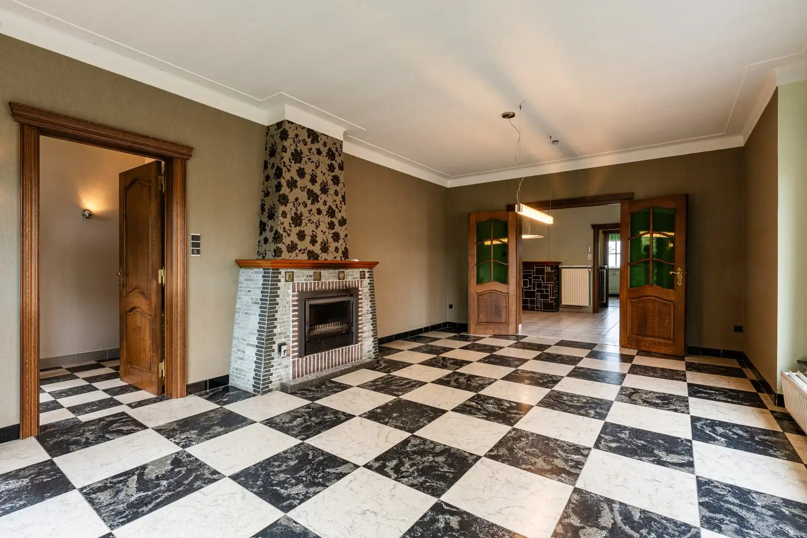 Woning met veel potentieel op topligging te Eeklo foto 3