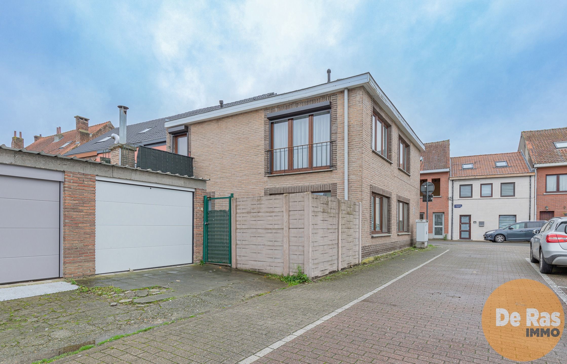 LIEDEKERKE - Gerenoveerd gelijkvloers appartement met garage foto 14