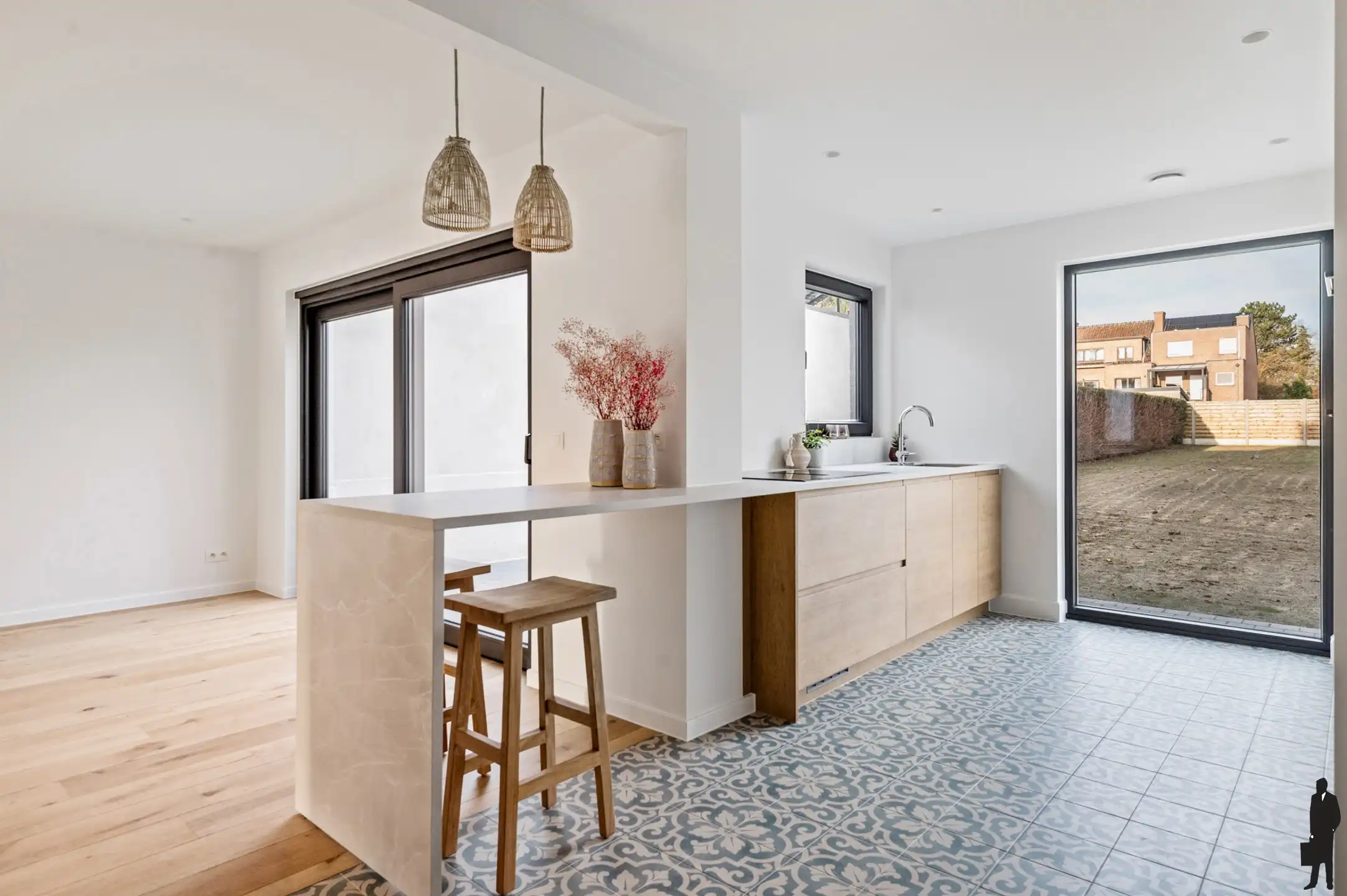 Gerenoveerde woning met grote tuin in het centrum van Duffel foto 3