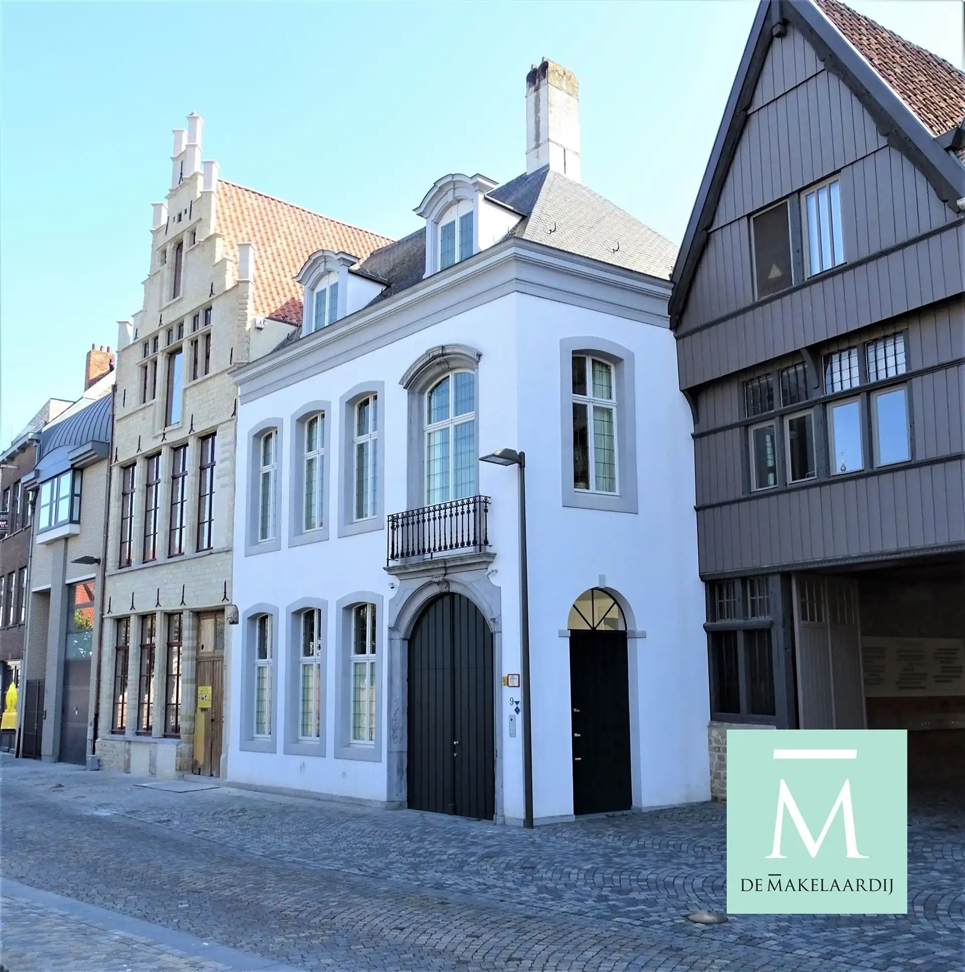Gemeubeld 'Luxe' appartement te Mechelen foto 2