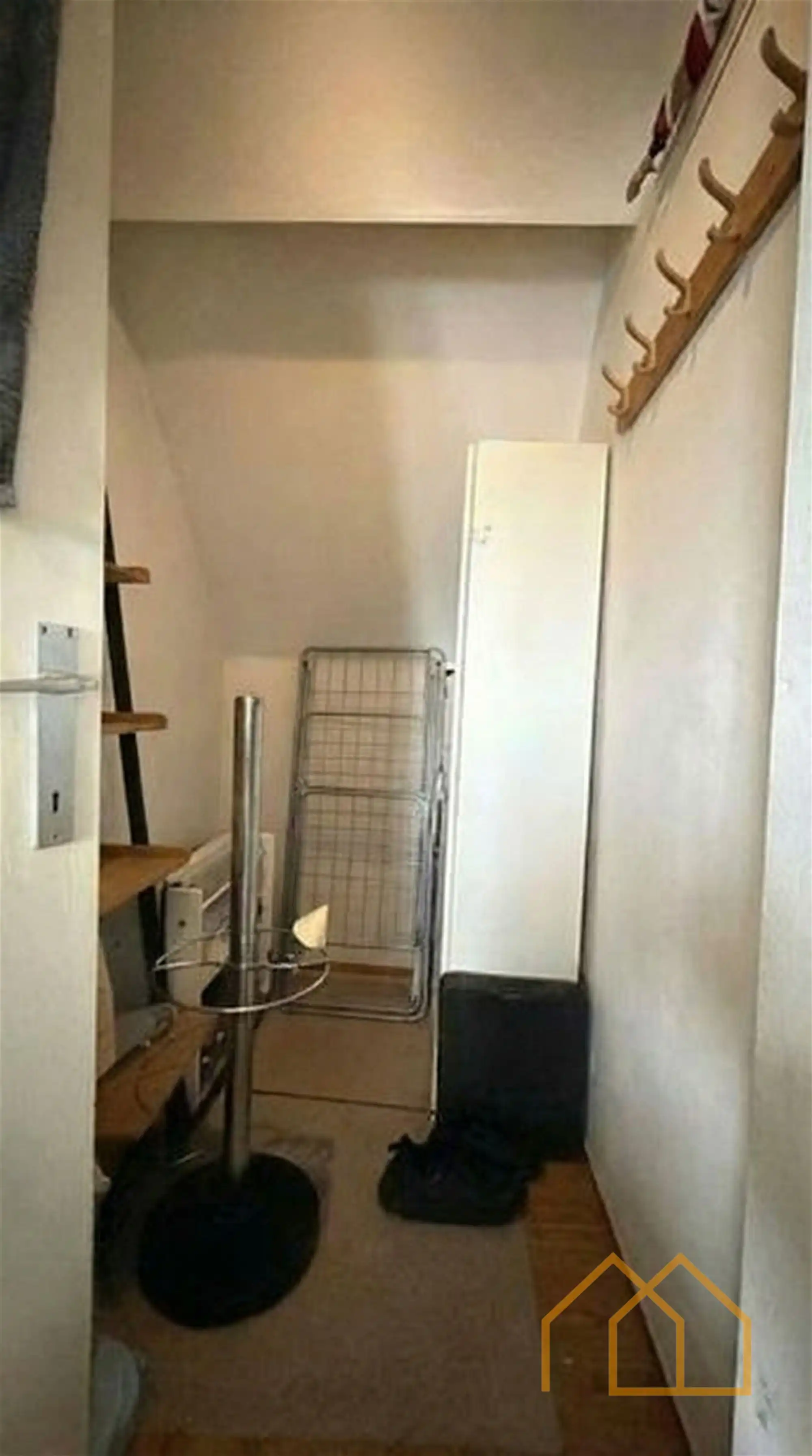 Dakappartement met 2 slaapkamers en parkeerplaats foto 9