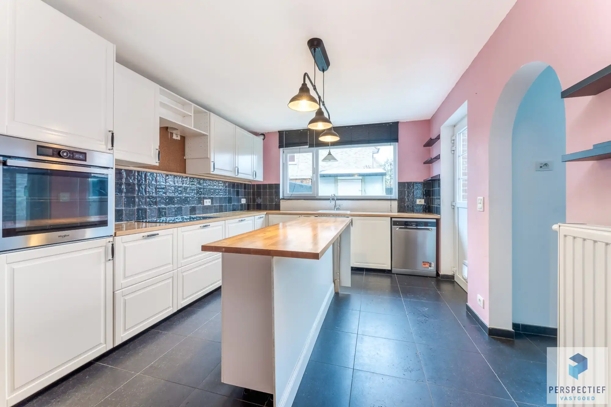 VERRASSEND RUIME en ENERGIEZUINIGE WONING met ZONGERICHTE TUIN foto 6