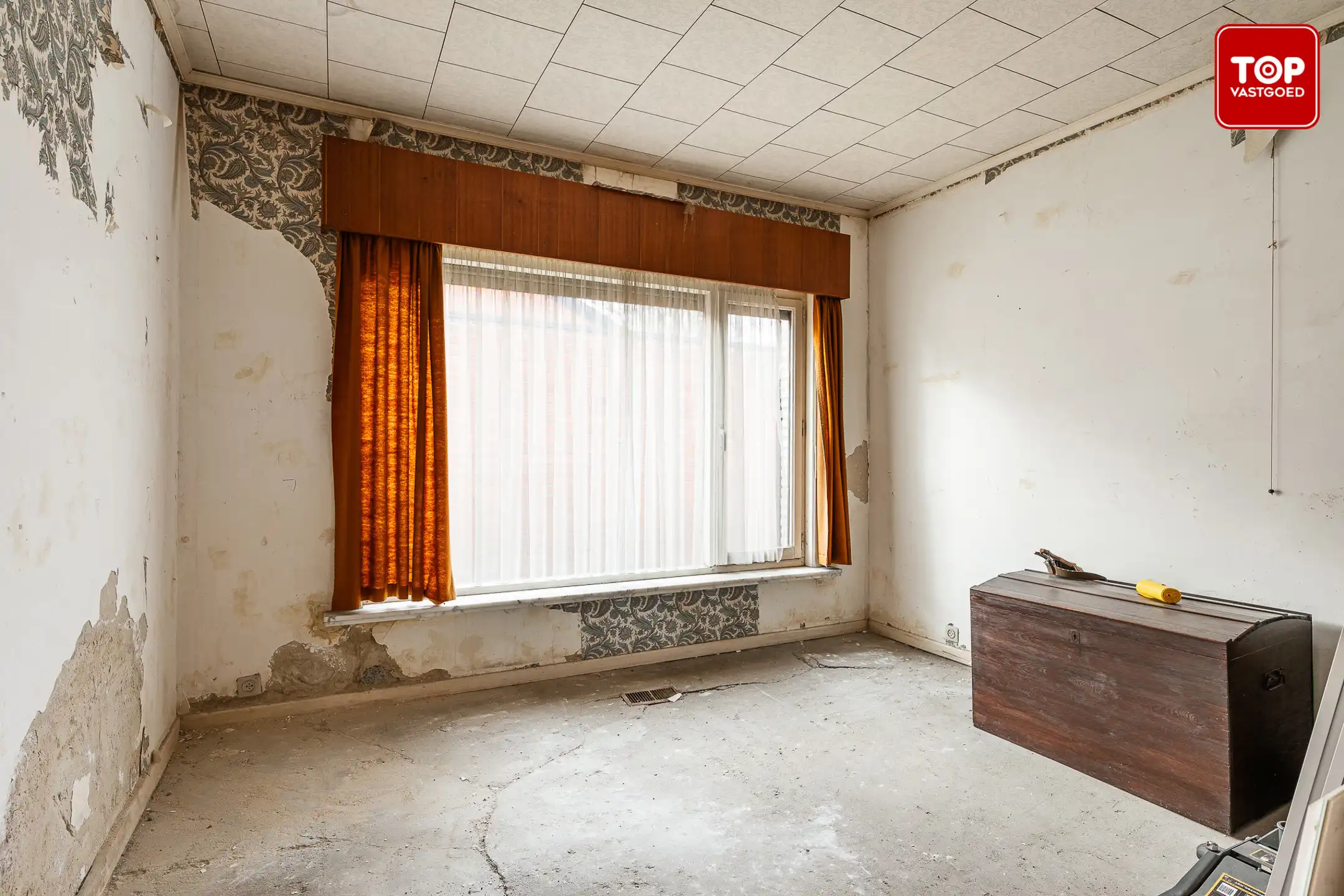 Te renoveren woning met enorme loods foto 11