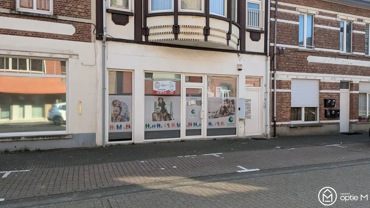 Handelspand te koop in Beringen – instapklaar met een oppervlakte van 104 m² in de Brugstraat foto {{pictureIndex}}
