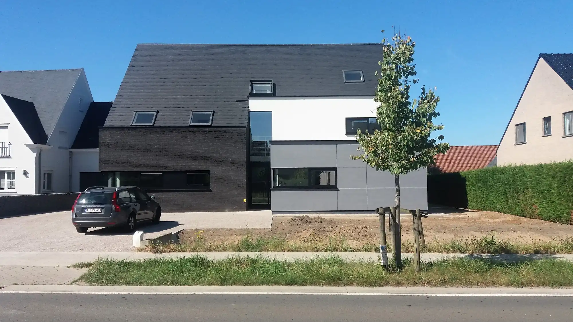 Gelijkvloers 2 slaapkamerappartement met ruime tuin foto 27