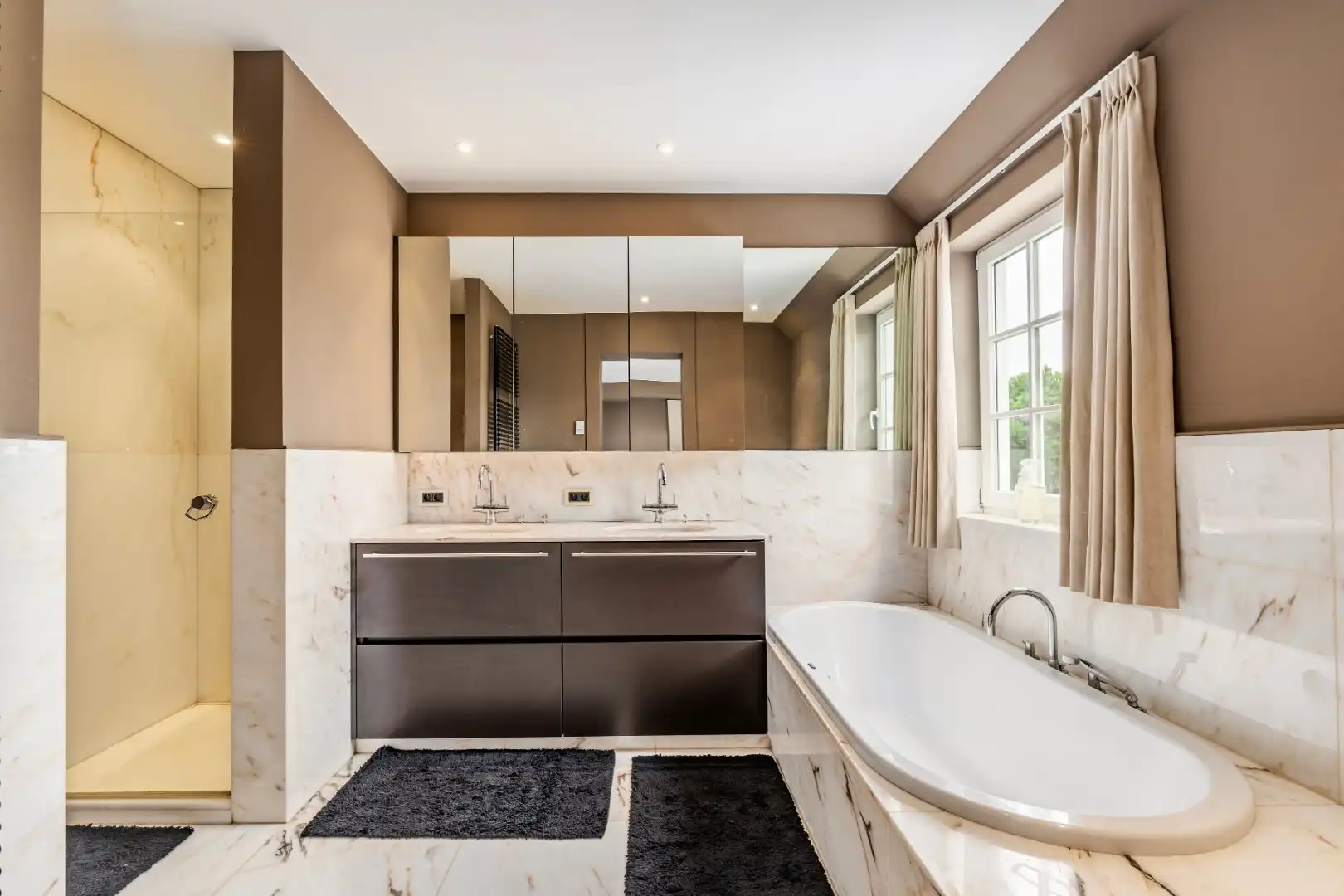 Exclusieve villa op eerste lijn aan de golf in de Magere Schorre foto 7