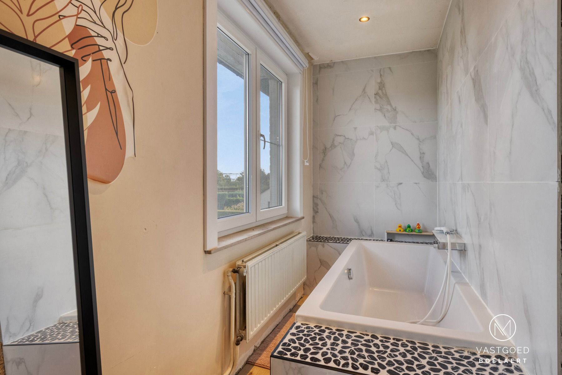 Rustig gelegen gezinswoning met tuin te Ninove foto 12