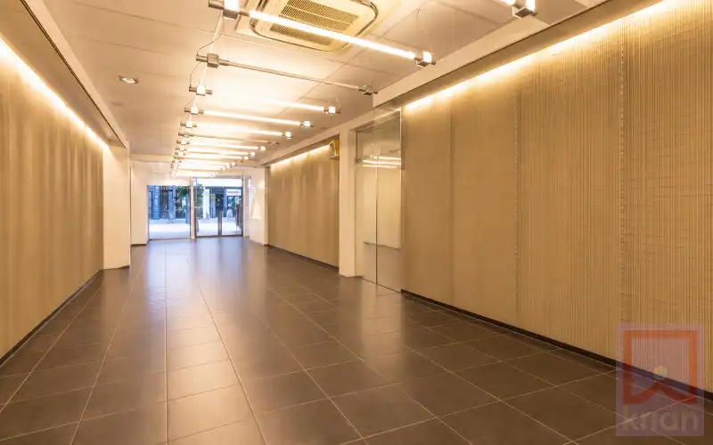 Exclusief opbrengst-/woonpand met handelspand en luxe duplex in hartje Herentals! foto 3