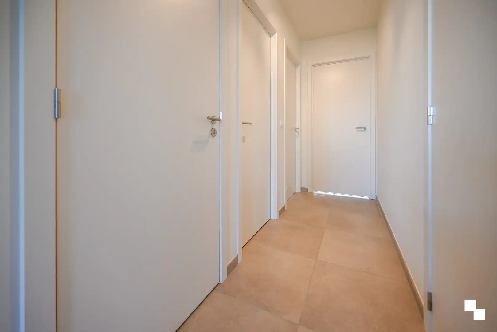 Nieuwbouwappartement met twee slaapkamers in hartje Emelgem foto 16