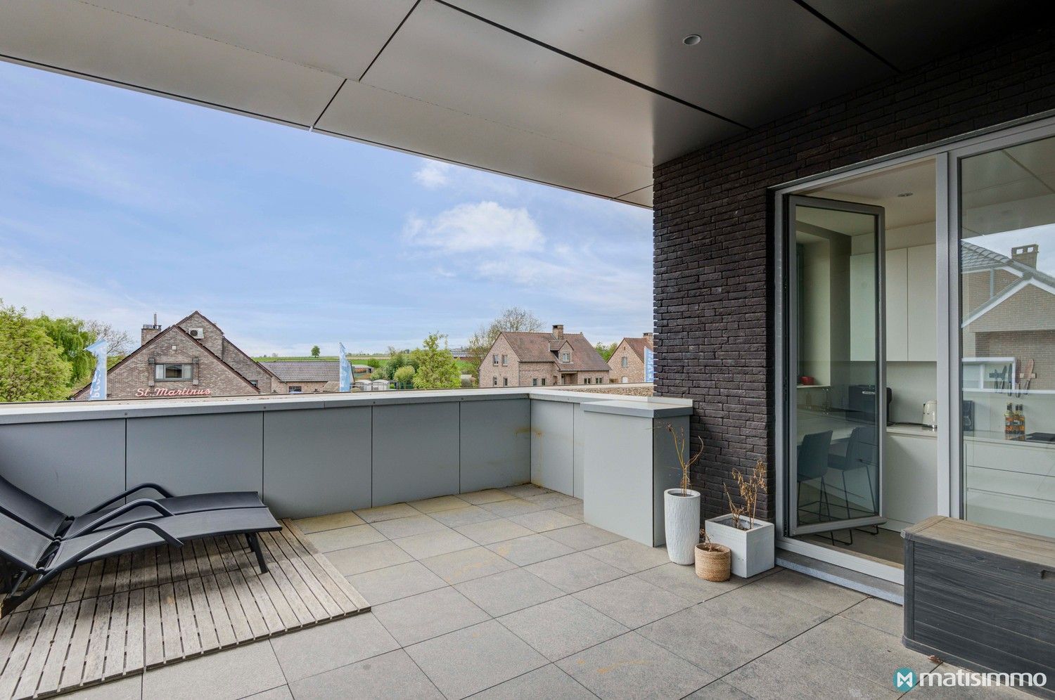 INSTAPKLAAR APPARTEMENT MET TWEE SLAAPKAMERS, 2 TERRASSEN EN PARKING TE BILZEN foto 9