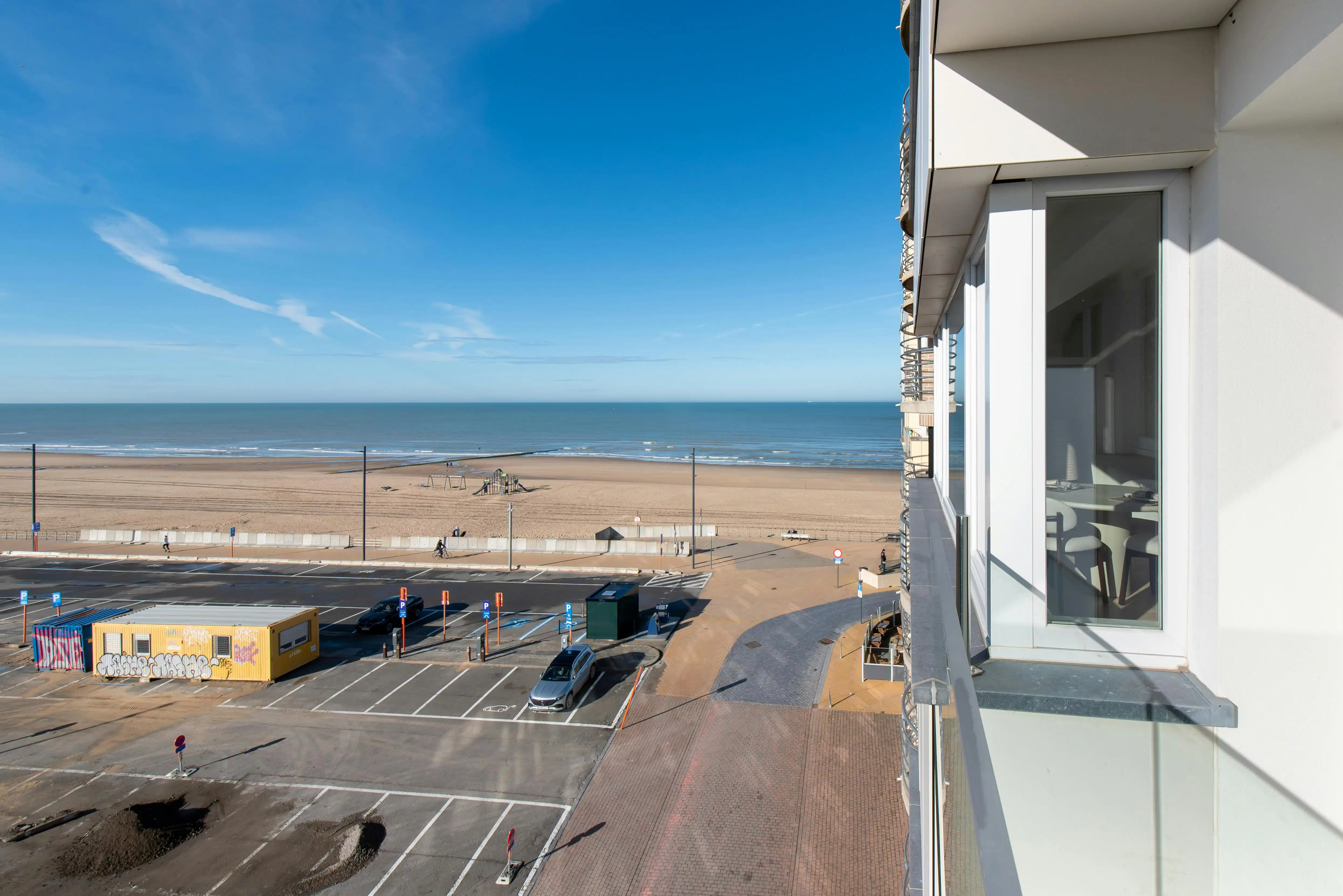 Gerenoveerd hoekappartement met prachtig open zicht foto 6