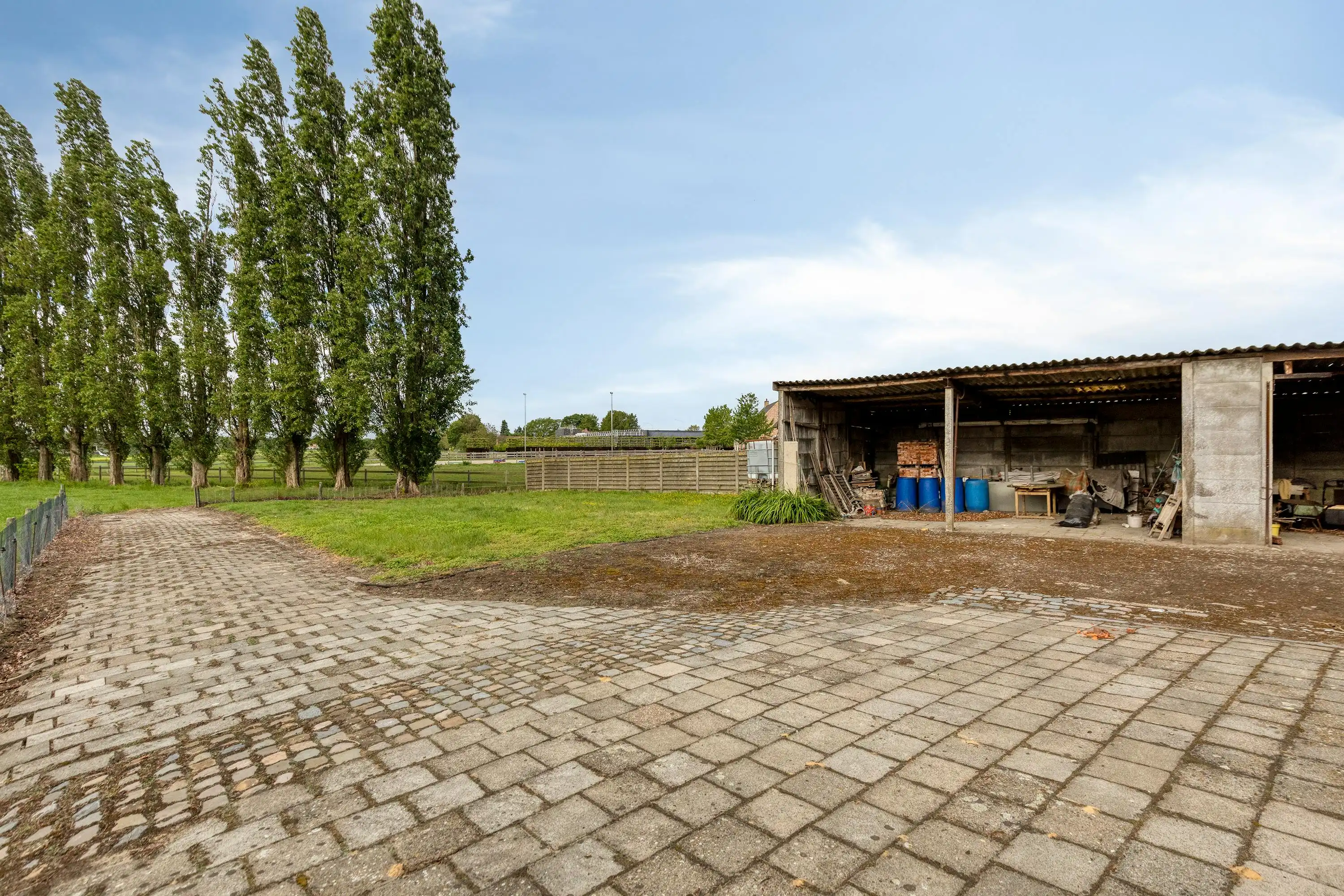 Huis met 4 slaapkamers en grote tuin te koop in Wuustwezel! foto 39