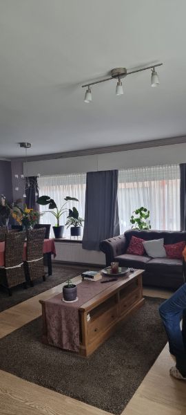 Zeer goed onderhouden gelijkvloers appartement foto 3