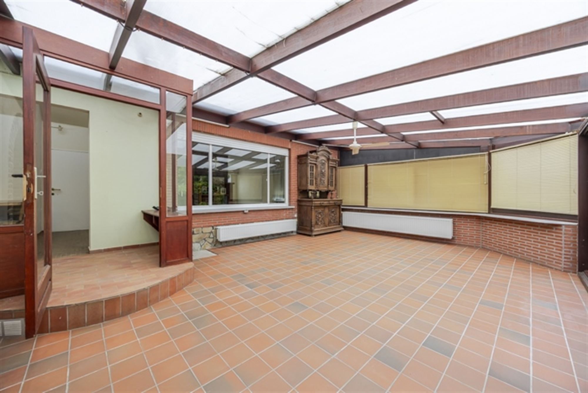 Landhuis met bijgebouwen op 3835 m² op rustige ligging foto 12