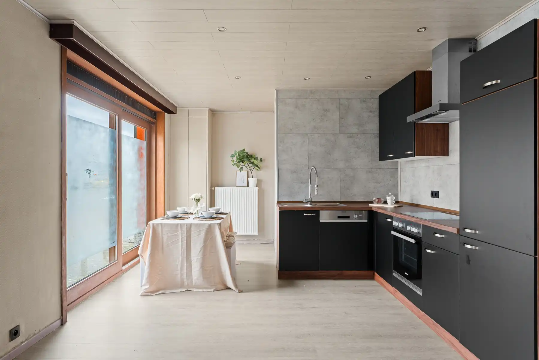 2-slaapkamerappertement op een boogscheut van Berlare Donk! foto 3