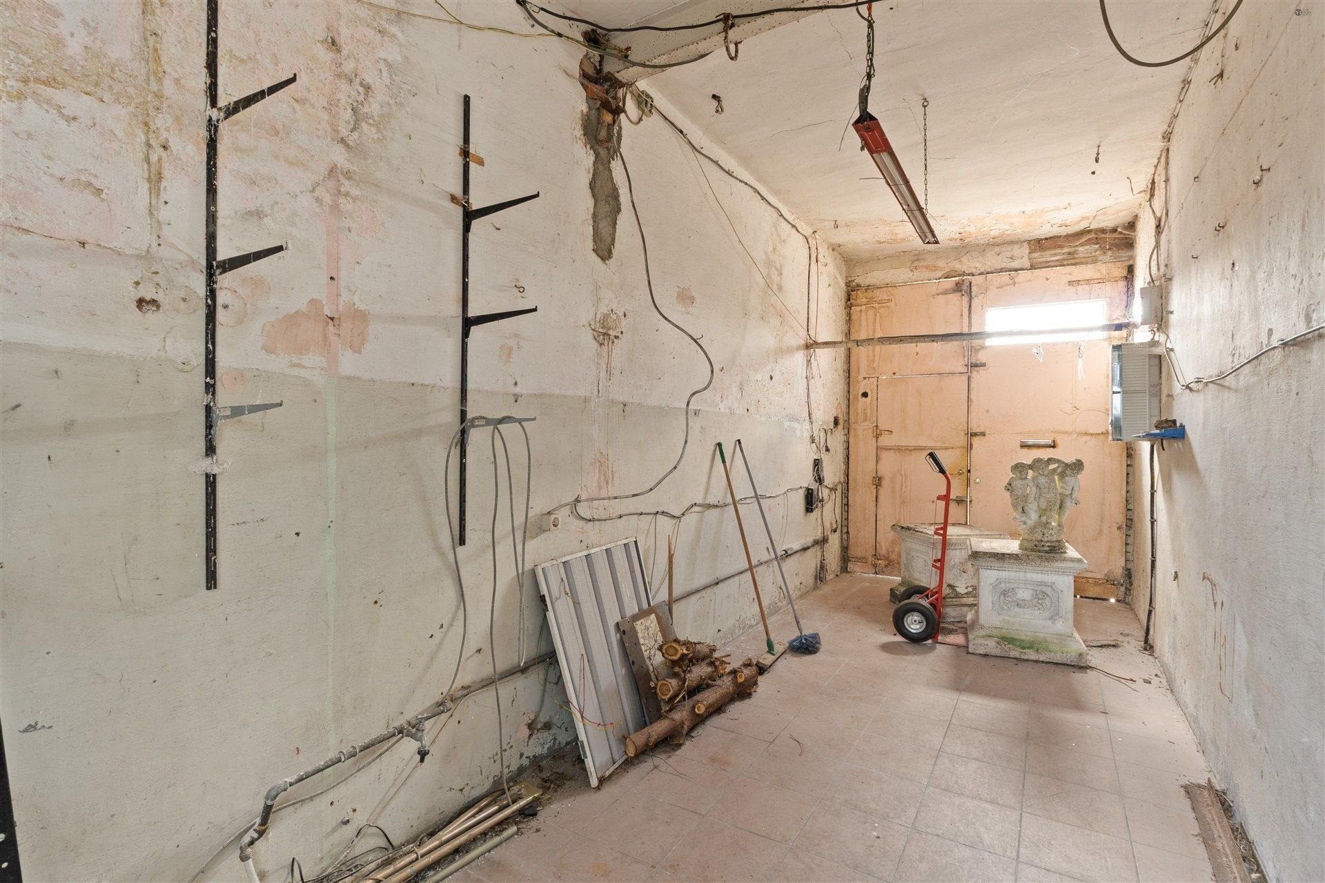 op te knappen woning op 540m² grond  foto 12