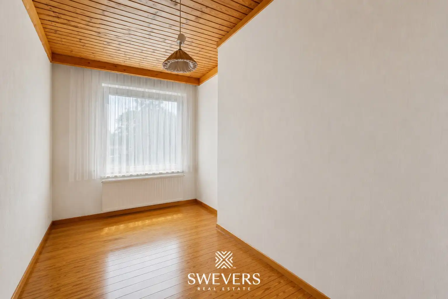 Instapklare open bebouwing met praktijkruimte, 5 slaapkamers en zuidgericht perceel foto 18