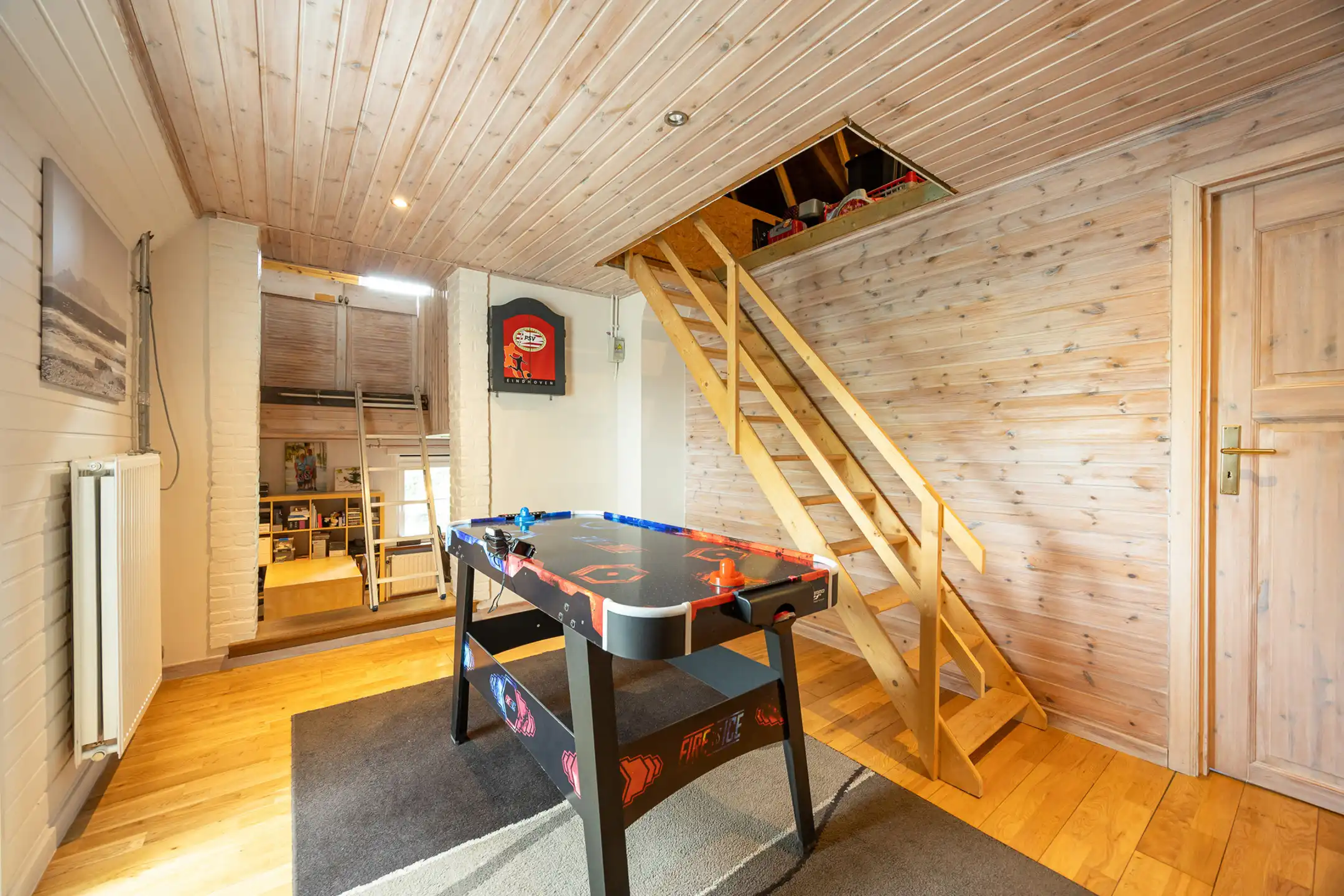 Instapklare 4slpk-woning op rustige locatie te Vosselaar. foto 26