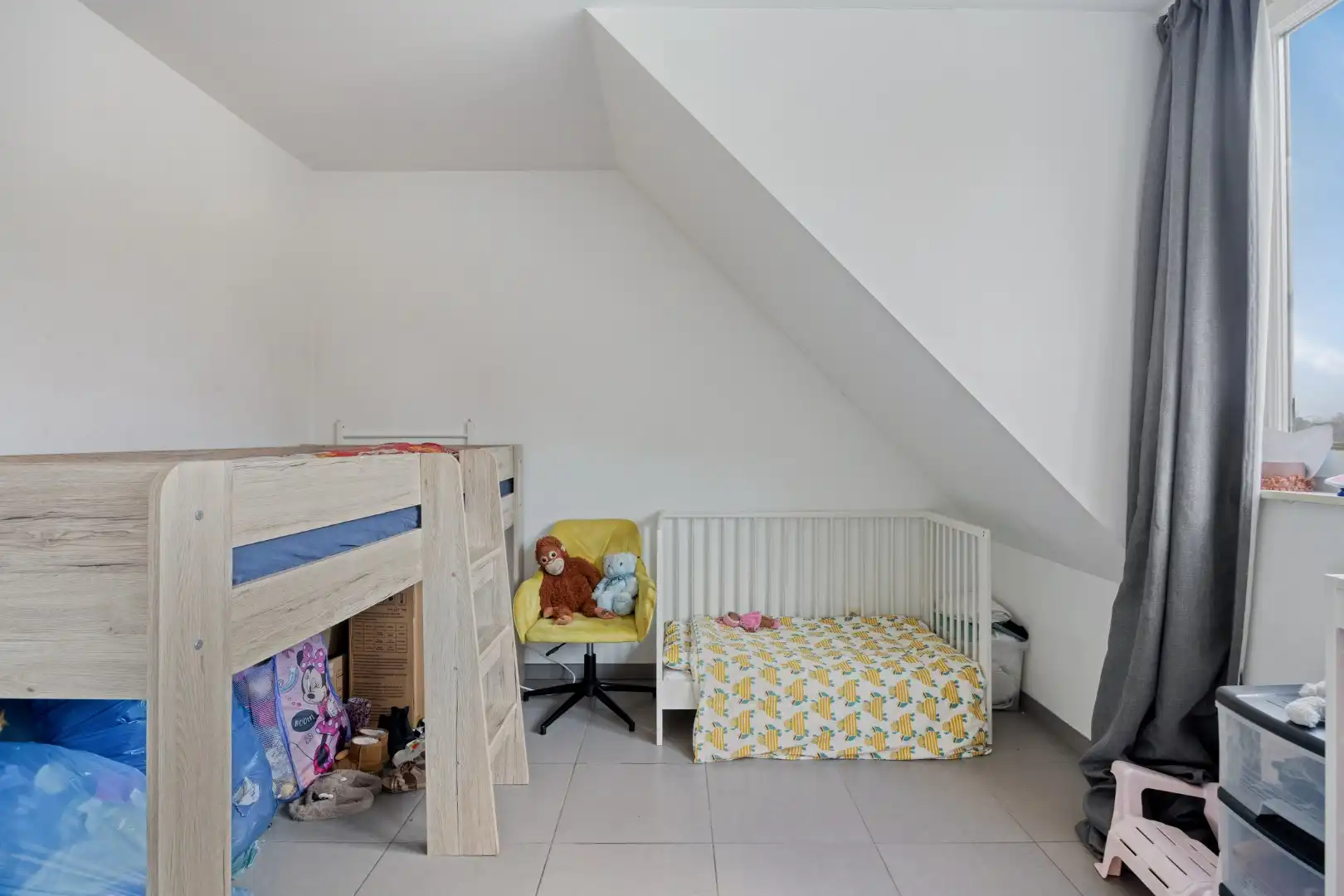 Kleinschalig appartementsgebouw bestaande uit 4 appartementen + 4 carports. foto 25