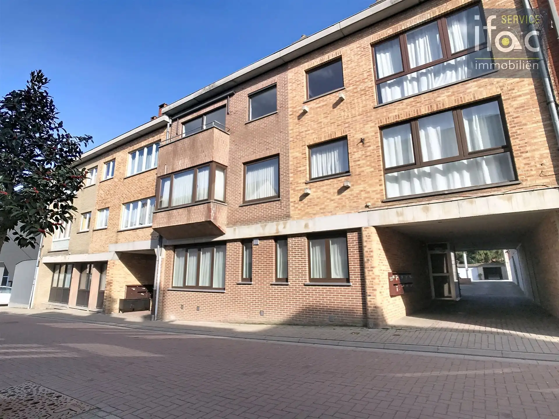 Appartement 2 slaapkamers met garagebox en kelder foto {{pictureIndex}}