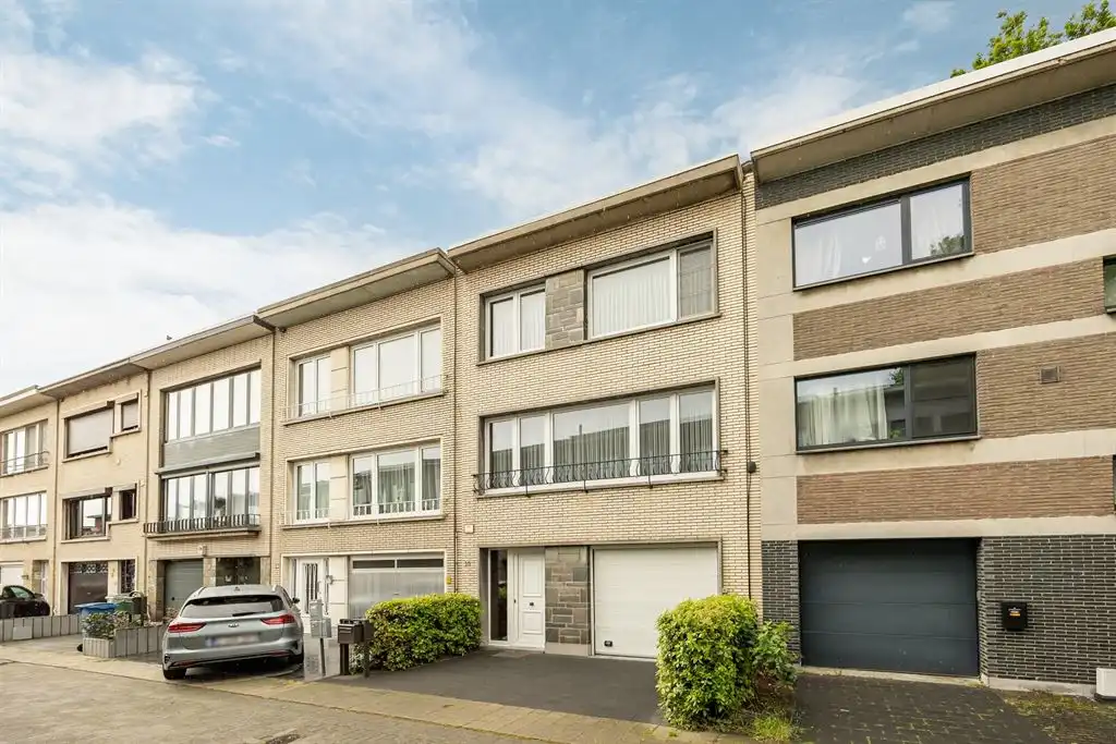 Ruime bel-étage woning vlakbij Rivierenhof foto 29