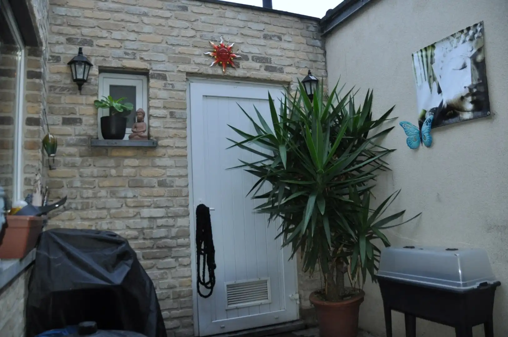 Gezellige rijwoning in het centrum van Izegem - drie slaapkamers - aankoop garagebox mogelijk. foto 14