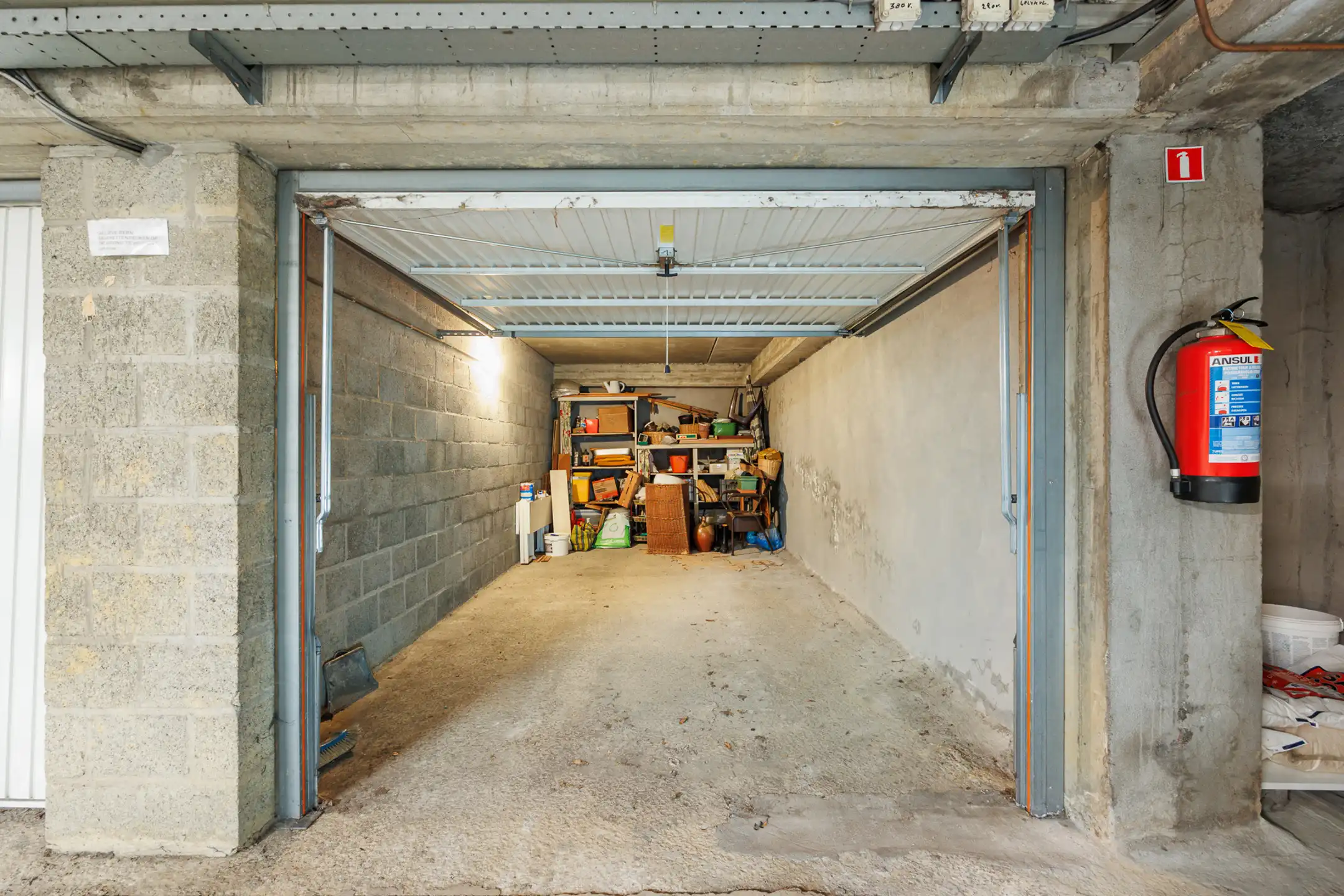 Appartement met 3 slaapkamers, groot terras en garage foto 20