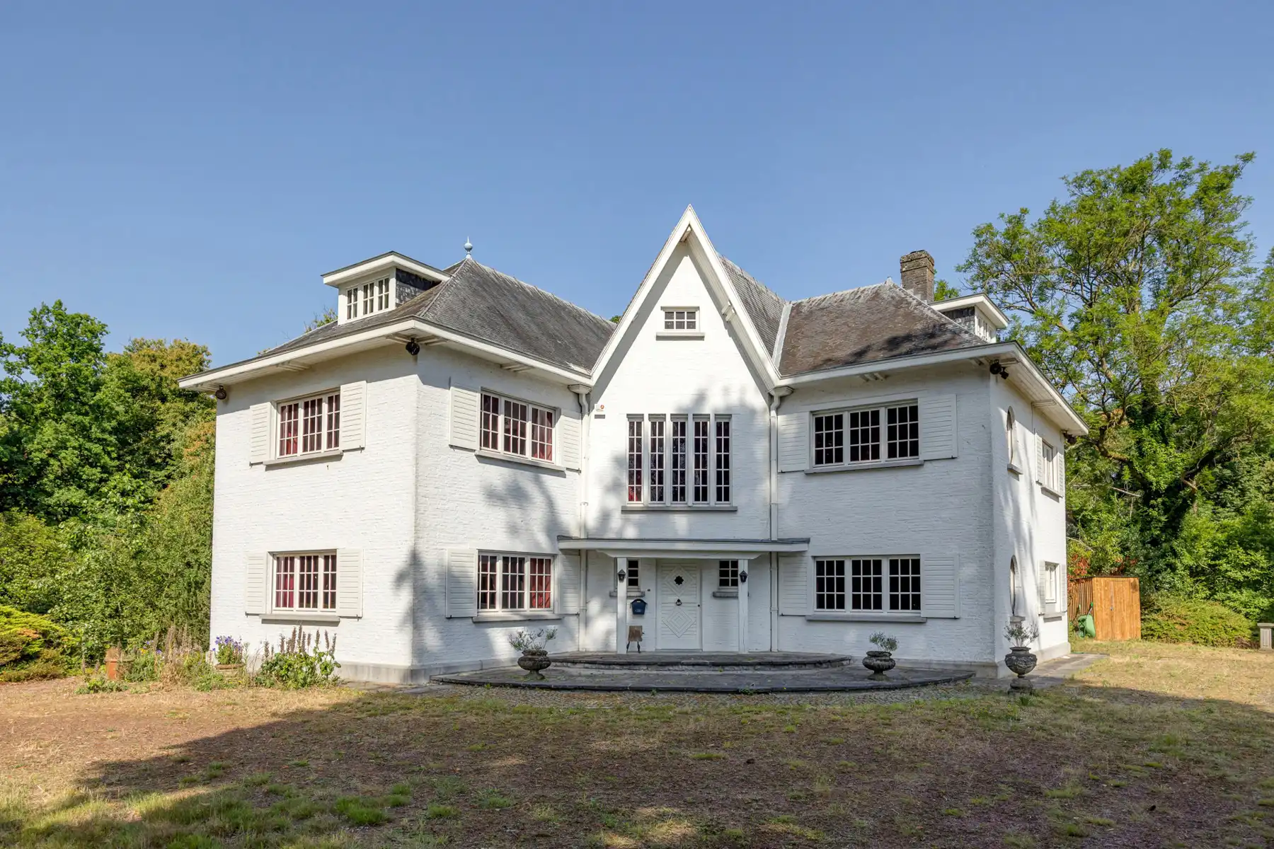 Hoofdfoto van de publicatie: Superbe en karaktervolle villa in een prachtig parkdomein 