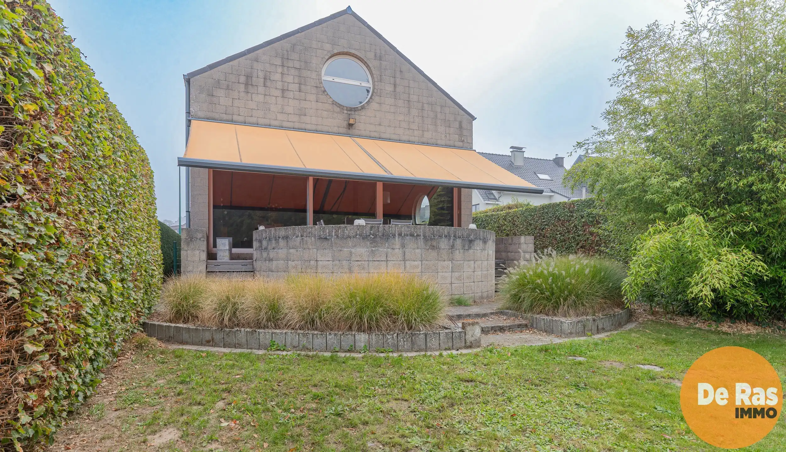 EREMBODEGEM- Ruime gezinswoning met tuin en weide  foto 2