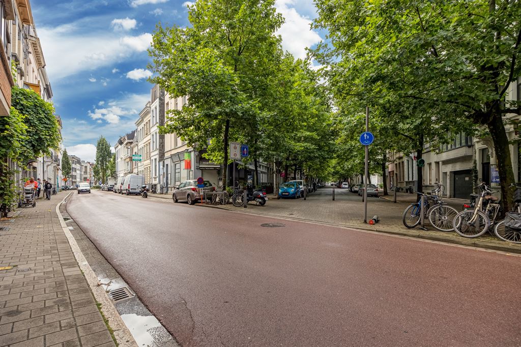 Uitzonderlijke burgerwoning op centrale locatie foto 25