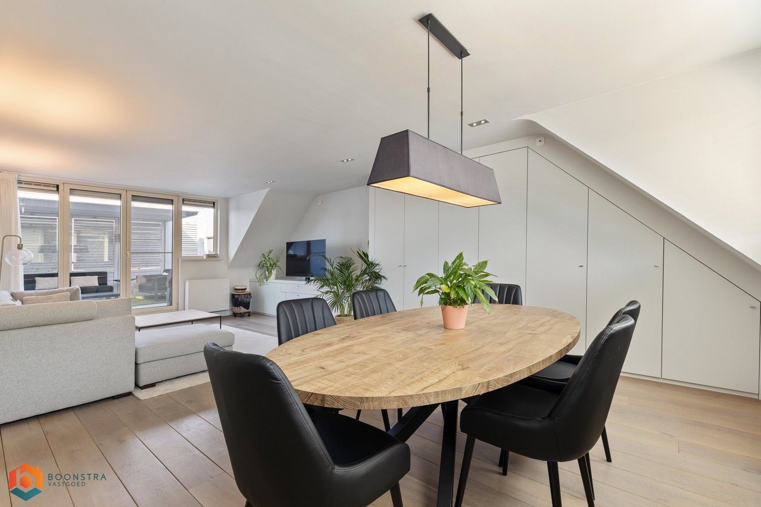Luxe appartement met ruim dakterras foto 4