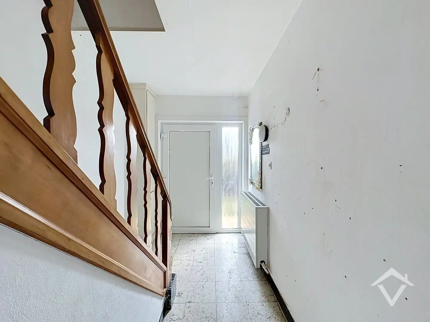 Ruime gezinswoning op perceel van 1126 m²  - tal van mogelijkheden! foto 4